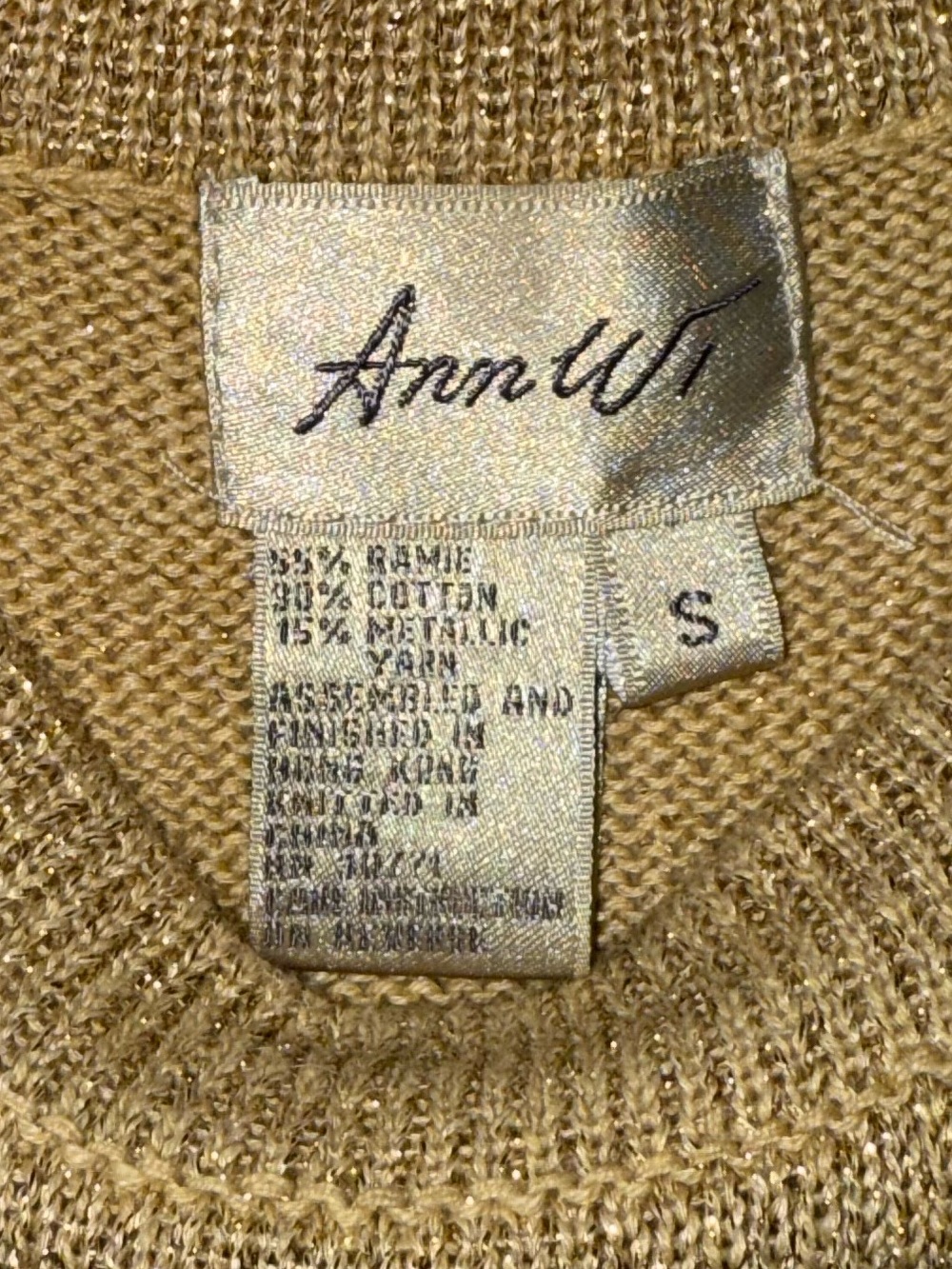 2 x 20$ Metallic Gold Sleeveless Knit Tank Top by Ann Wi Size S - Picture 3 of 4